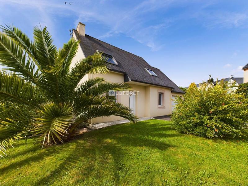 Maison - 98 m² - 5 pièces