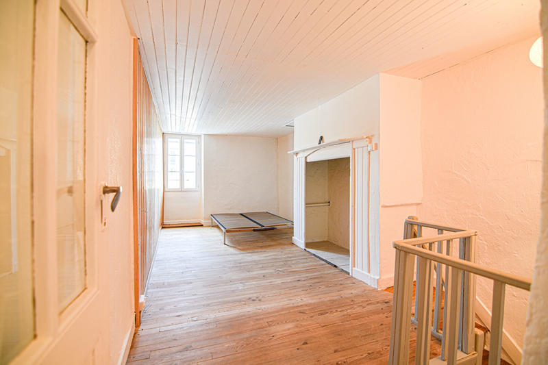 Maison de village - 180 m² - 6 pièces