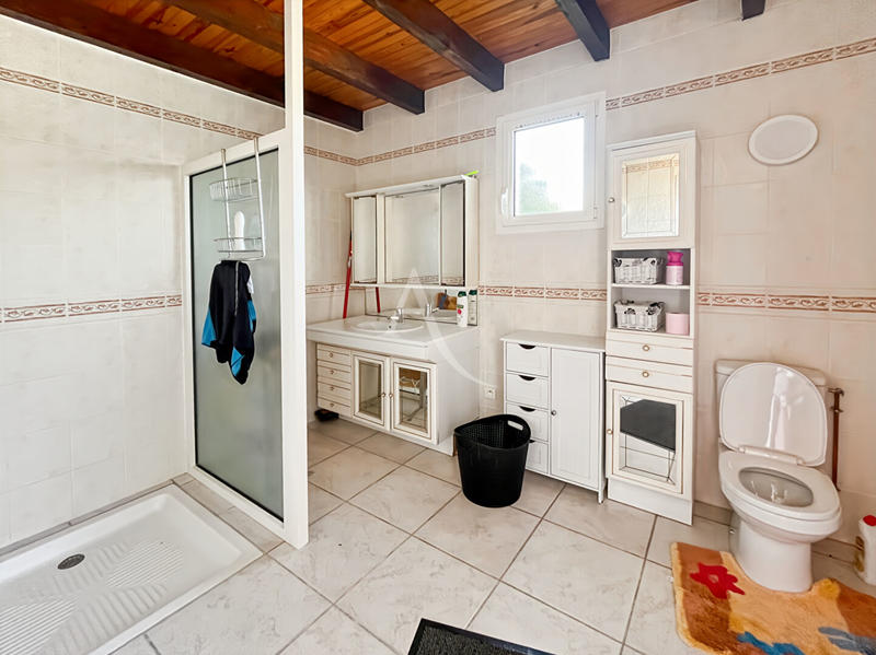 Maison - 164 m² - 6 pièces