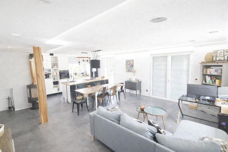 Maison de ville - 136 m² - 6 pièces