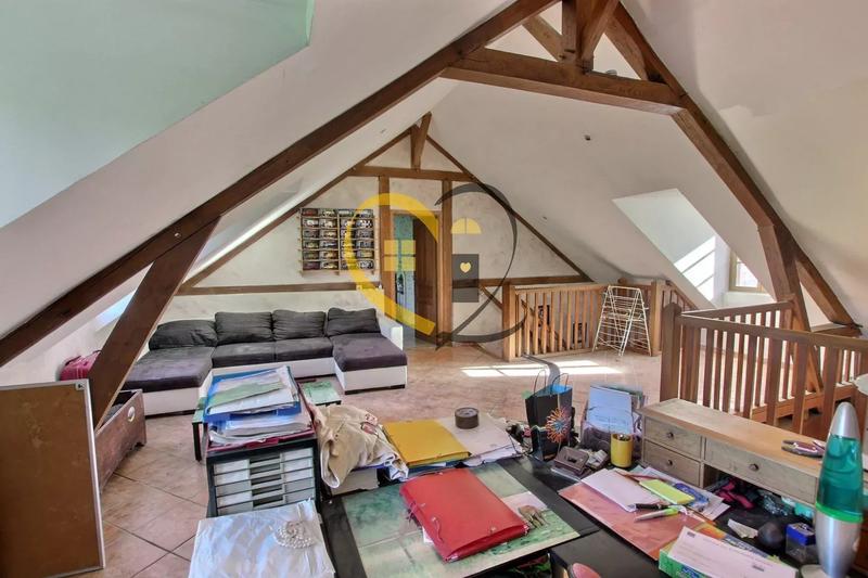 Propriété - 365 m² - 12 pièces