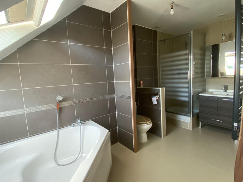 Maison - 107 m² - 4 pièces