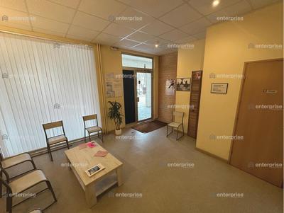 Local commercial - 204 m²