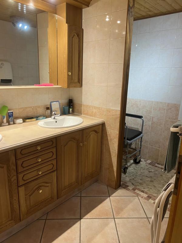 Maison - 170 m² - 8 pièces