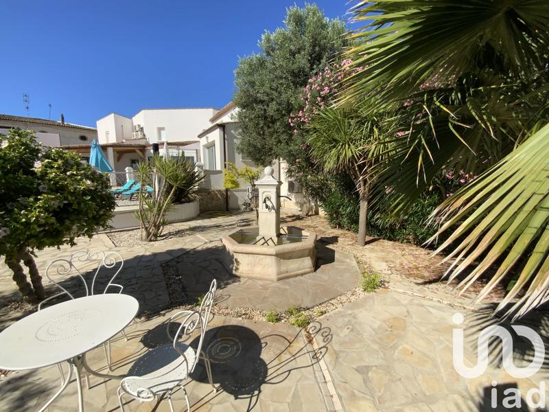 Maison - 230 m² - 8 pièces