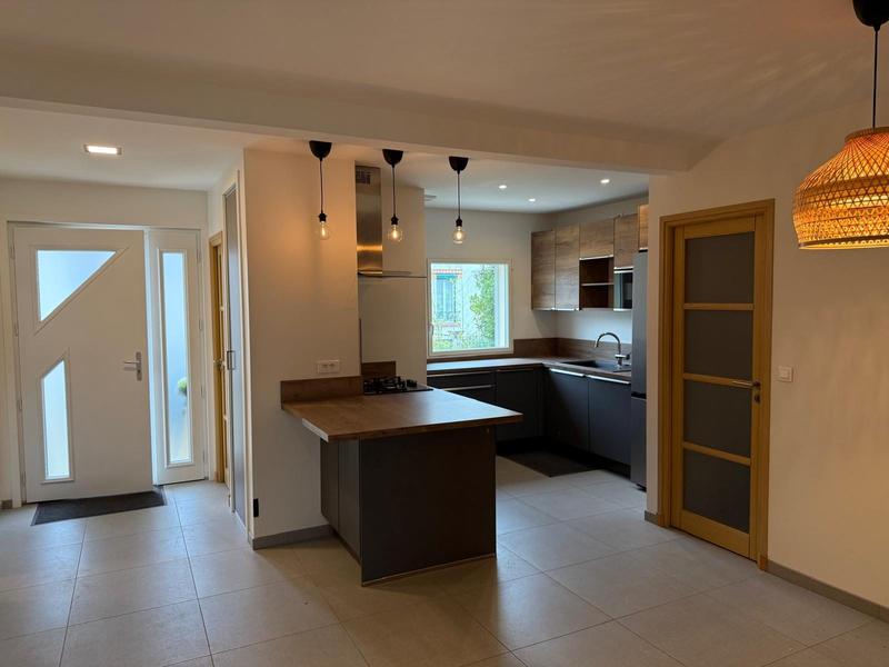 Maison traditionnelle - 145 m² - 6 pièces