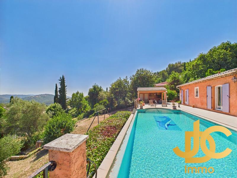 Maison - 129 m² - 5 pièces