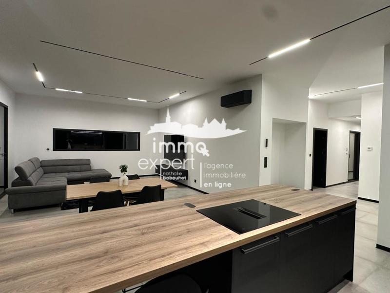 Villa - 145 m² - 6 pièces