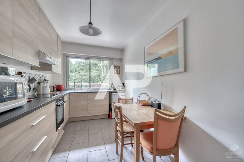 Appartement - 76 m² - 4 pièces