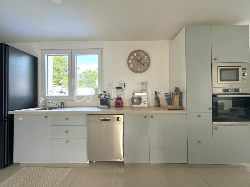 Maison - 140 m² - 6 pièces