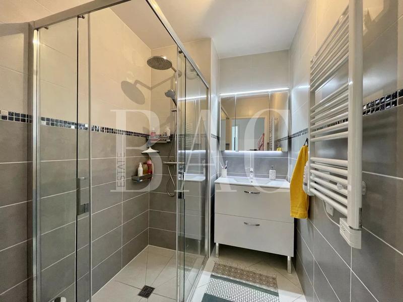 Appartement - 62 m² - 3 pièces