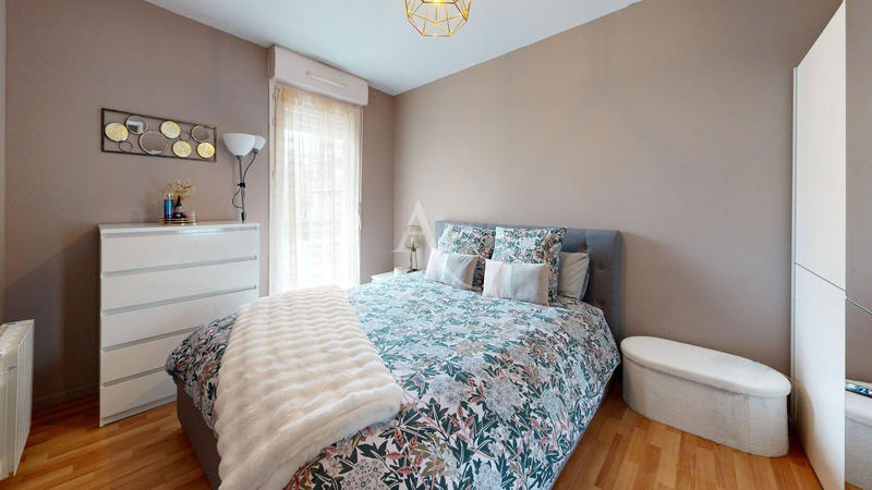 Appartement - 76 m² - 4 pièces