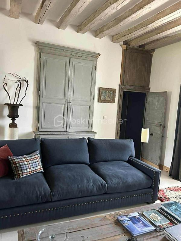 Maison - 300 m² - 15 pièces