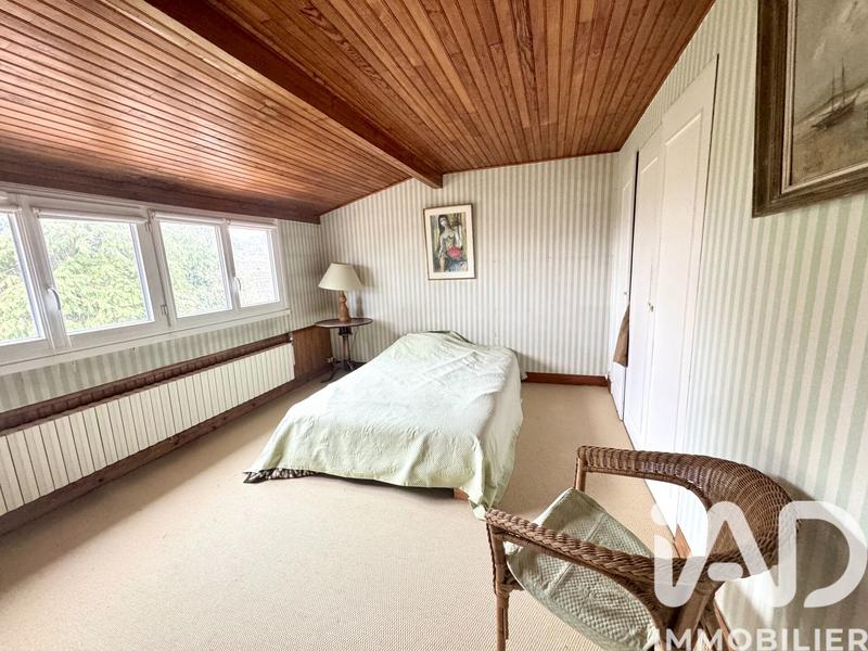 Maison - 140 m² - 8 pièces