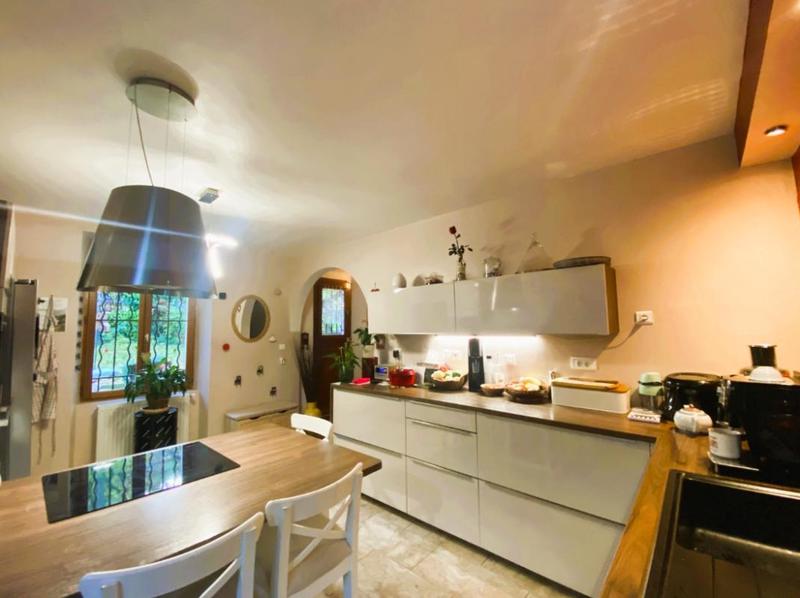 Villa - 217 m² - 8 pièces