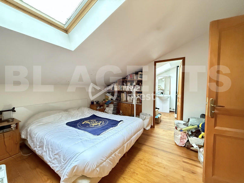 Maison - 122 m² - 5 pièces