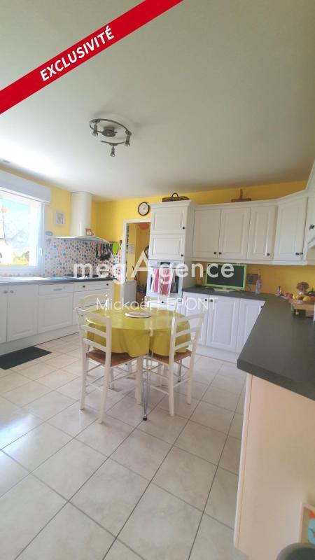 Maison - 144 m² - 8 pièces