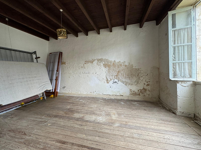 Maison - 170 m² - 10 pièces