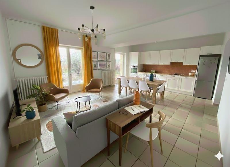 Maison - 93 m² - 4 pièces