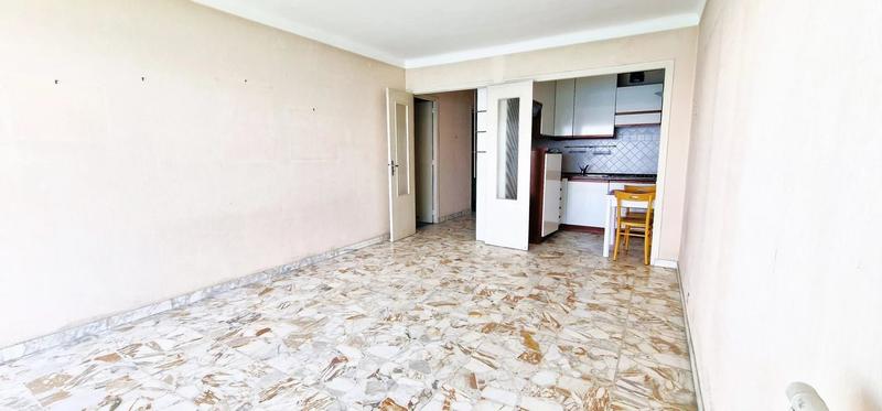 Studio - 34 m² - 1 pièce