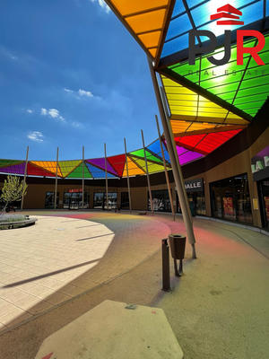 Local commercial - 2 048 m²