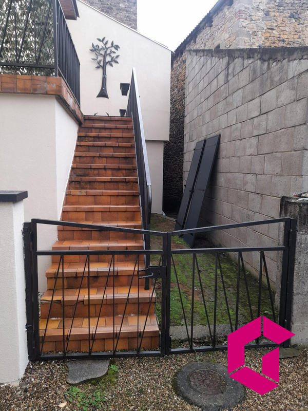 Maison - 61 m² - 4 pièces