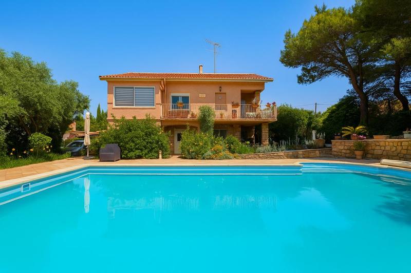 Maison - 176 m² - 7 pièces