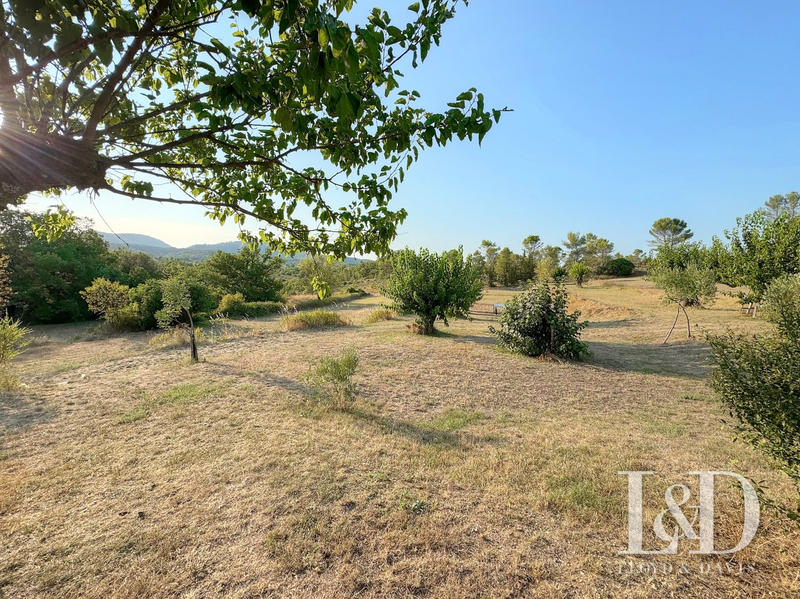 Mas - 250 m² - 9 pièces