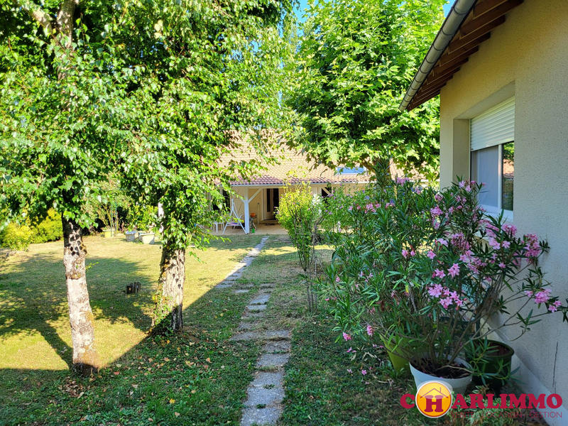 Maison traditionnelle - 92 m² - 5 pièces