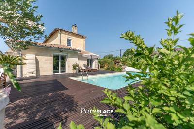 Maison de maîtres - 270 m² - 7 pièces