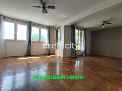 Appartement - 100 m² - 5 pièces