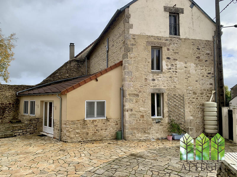 Maison - 171 m² - 7 pièces