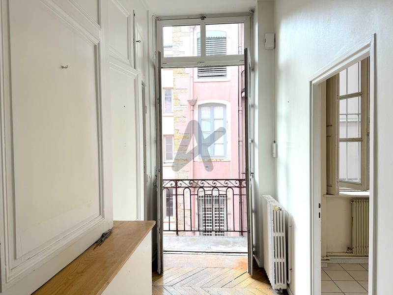 Appartement - 93 m² - 3 pièces