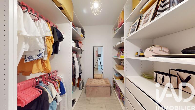 Maison - 209 m² - 6 pièces