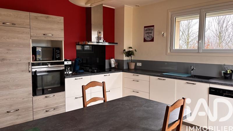 Maison - 163 m² - 8 pièces