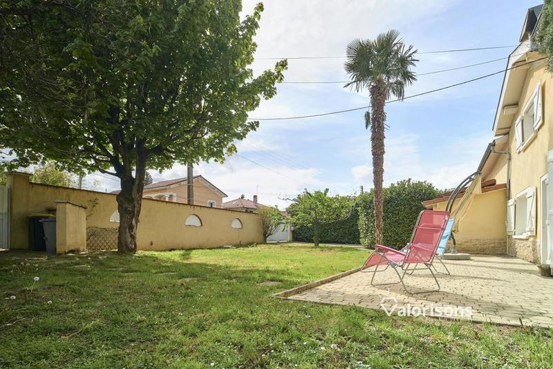 Maison - 212 m² - 6 pièces