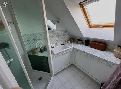 Maison traditionnelle - 148 m² - 6 pièces