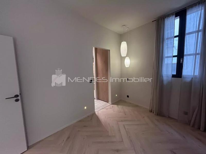 Appartement - 92 m² - 4 pièces