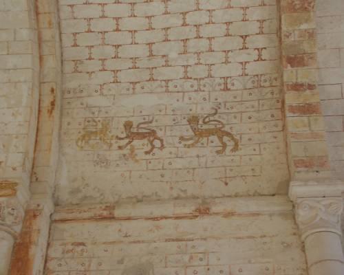 Découverte des fresques médiévales de la chapelle de Plaincourault