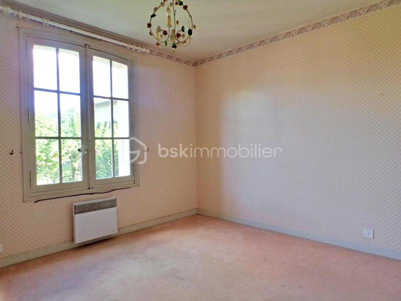 Maison traditionnelle - 197 m² - 7 pièces