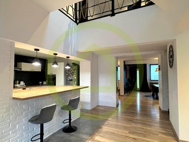 Maison de ville - 166 m² - 8 pièces