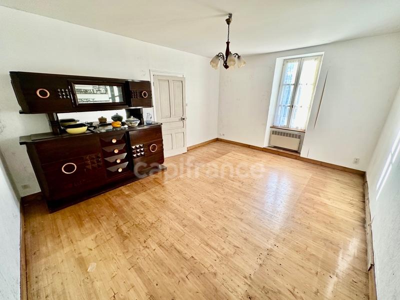 Maison - 92 m² - 5 pièces