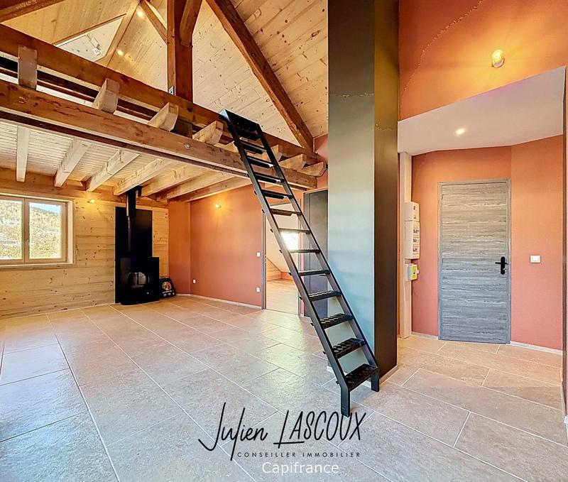 Appartement - 100 m² - 3 pièces