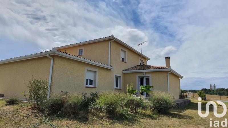 Maison - 205 m² - 8 pièces