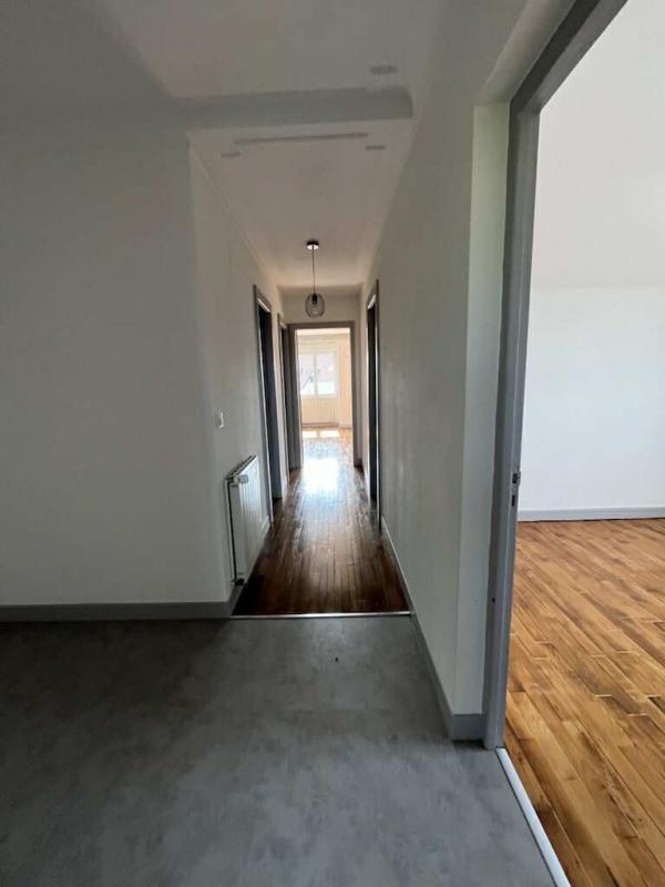 Maison - 191 m² - 8 pièces