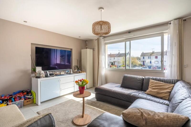 Maison - 171 m² - 7 pièces