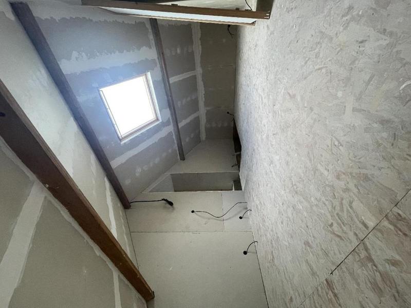 Maison - 97 m² - 5 pièces