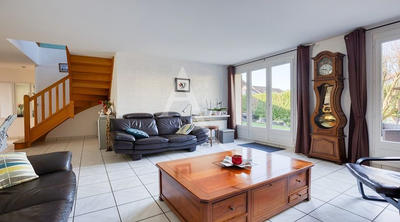 Maison - 156 m² - 8 pièces