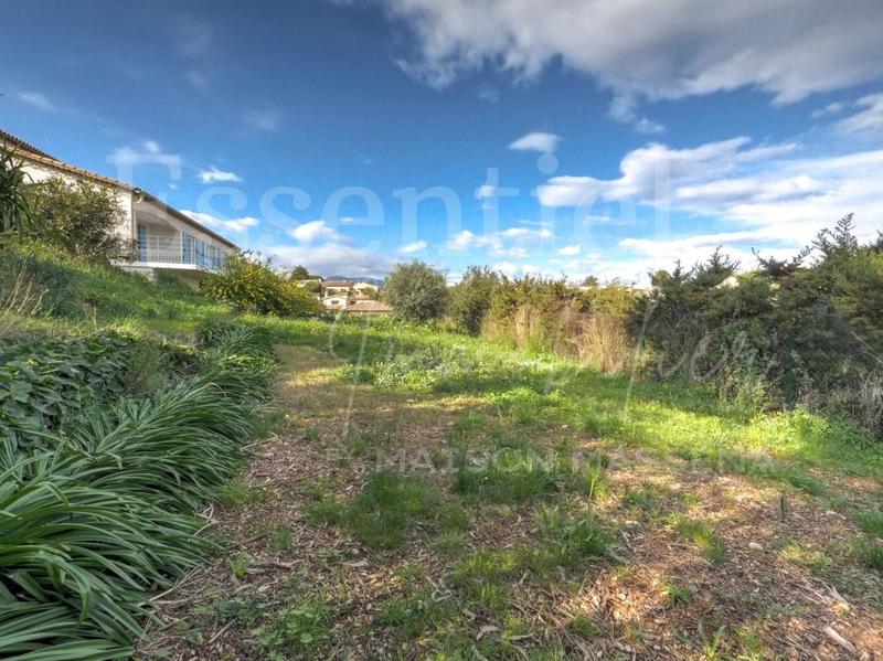 Maison - 123 m² - 4 pièces