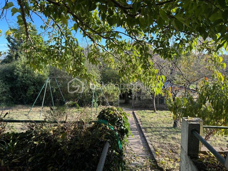 Immeuble - 250 m² - 9 pièces